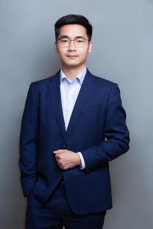 时革白 执行导演负责人